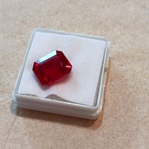 8.90 CT Natural Red Ruby Transparent Emerald Cut